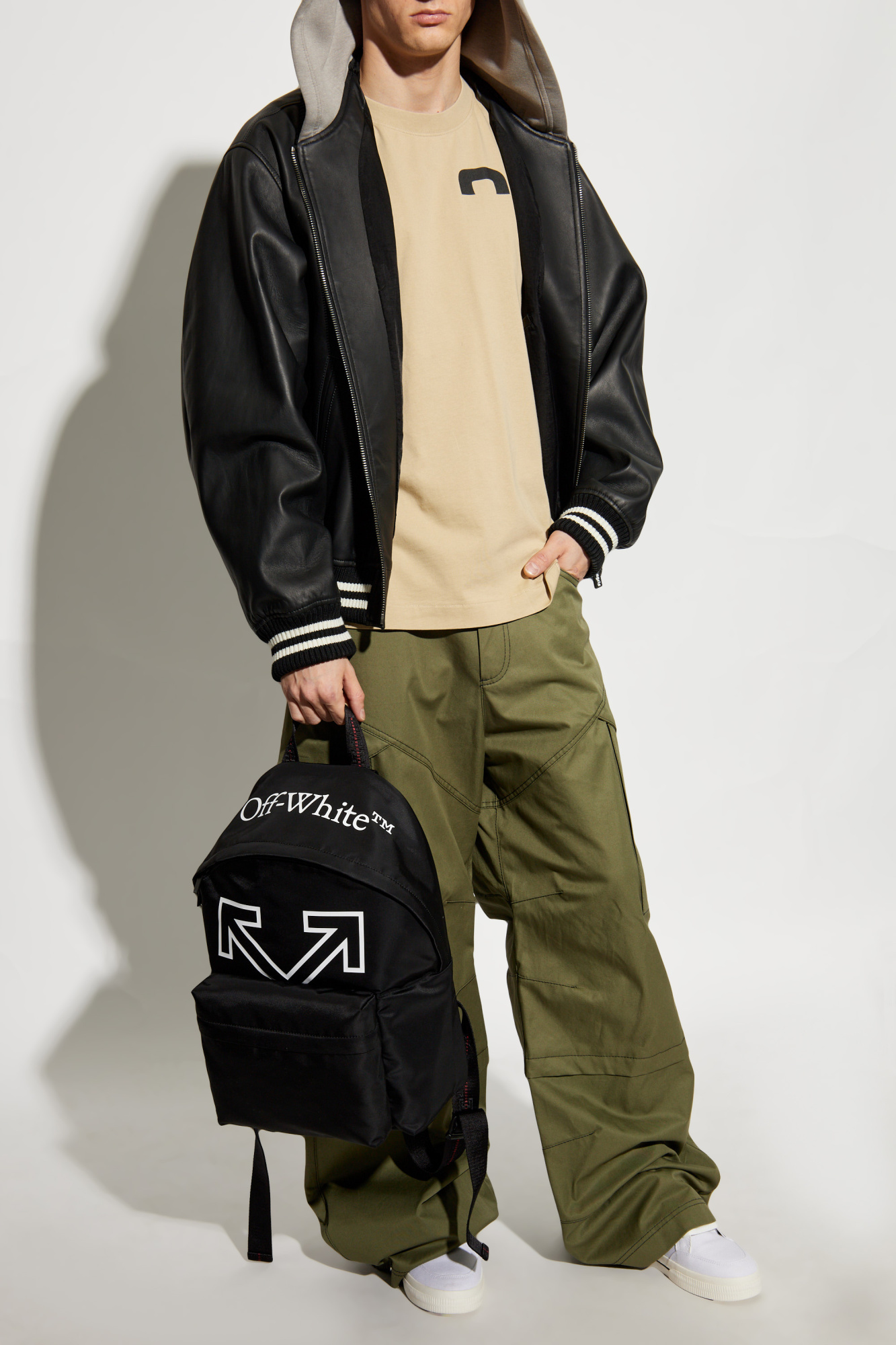 Tシャツ・カットソー Off-White FW23 Printed cotton shirt (OMES003F23FAB001 4800) Off-White Printed T-shirt | Men's Clothing | Vitkac